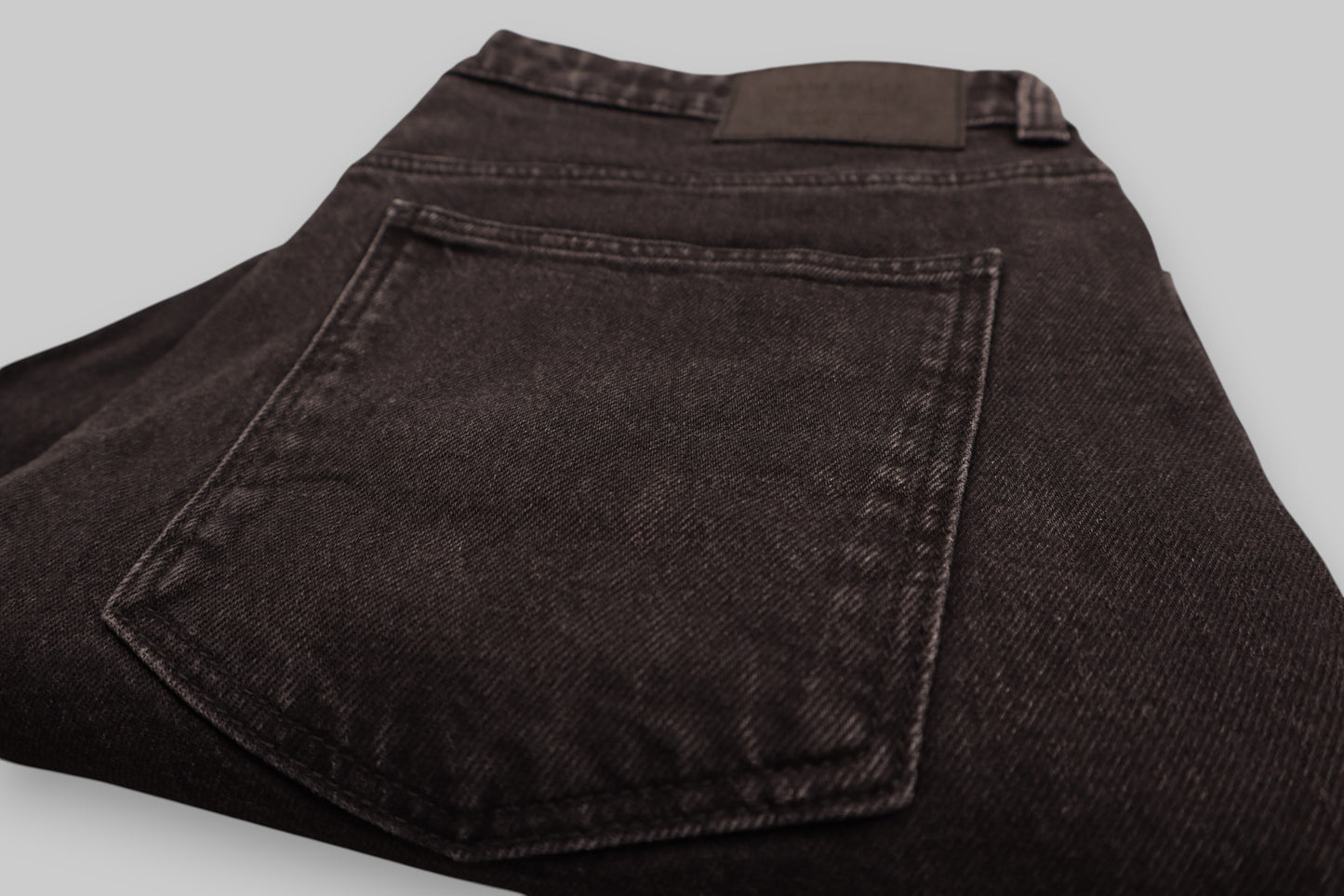 C&A MOM Women’s High-Waisted Jeans – Washed Black (EUR 44 / FR 46) Vintage Style. Modern Comfort.