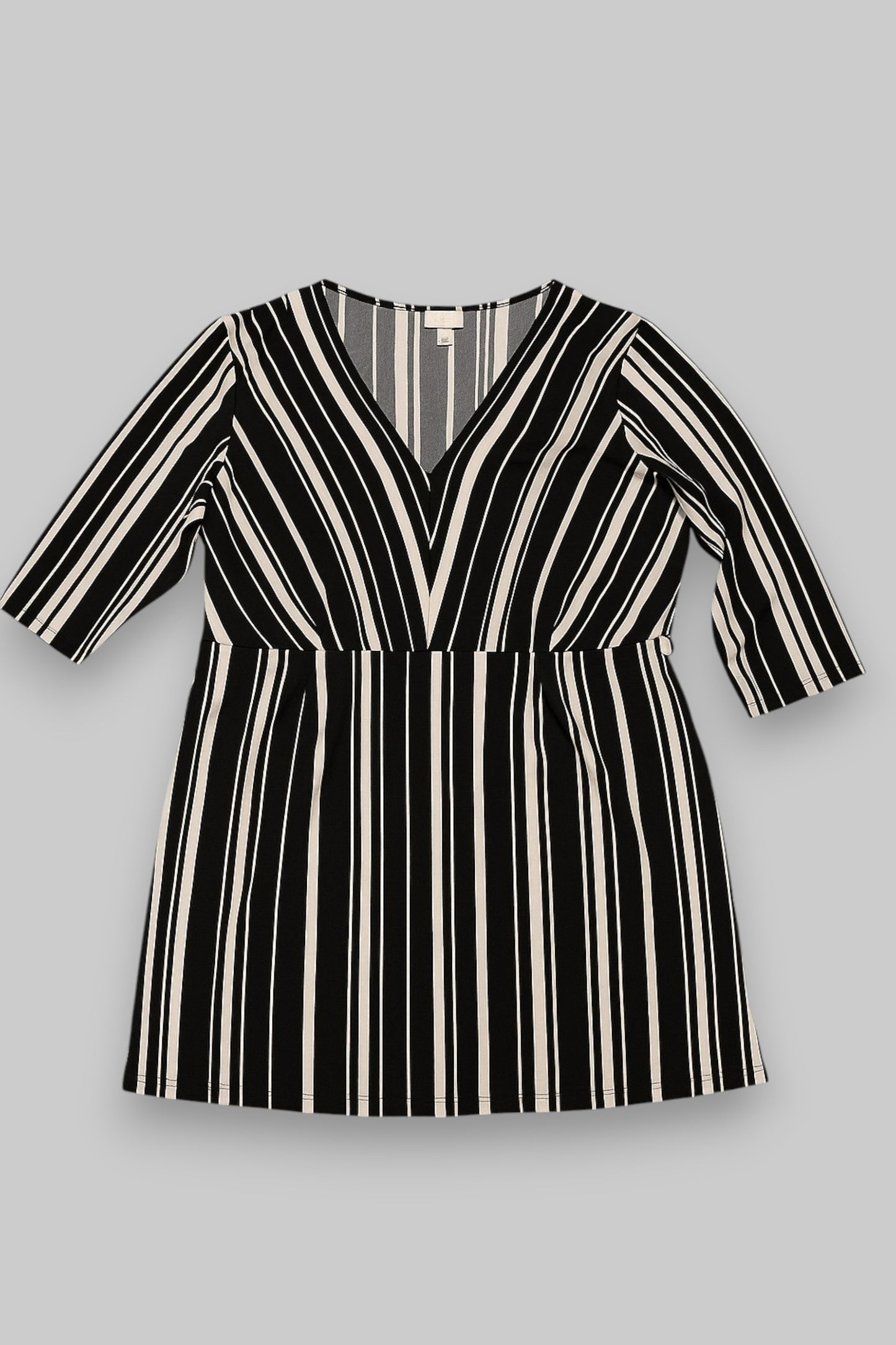 H&M Women's Knee-Length Black & White Striped Dress – V-Neck, XL