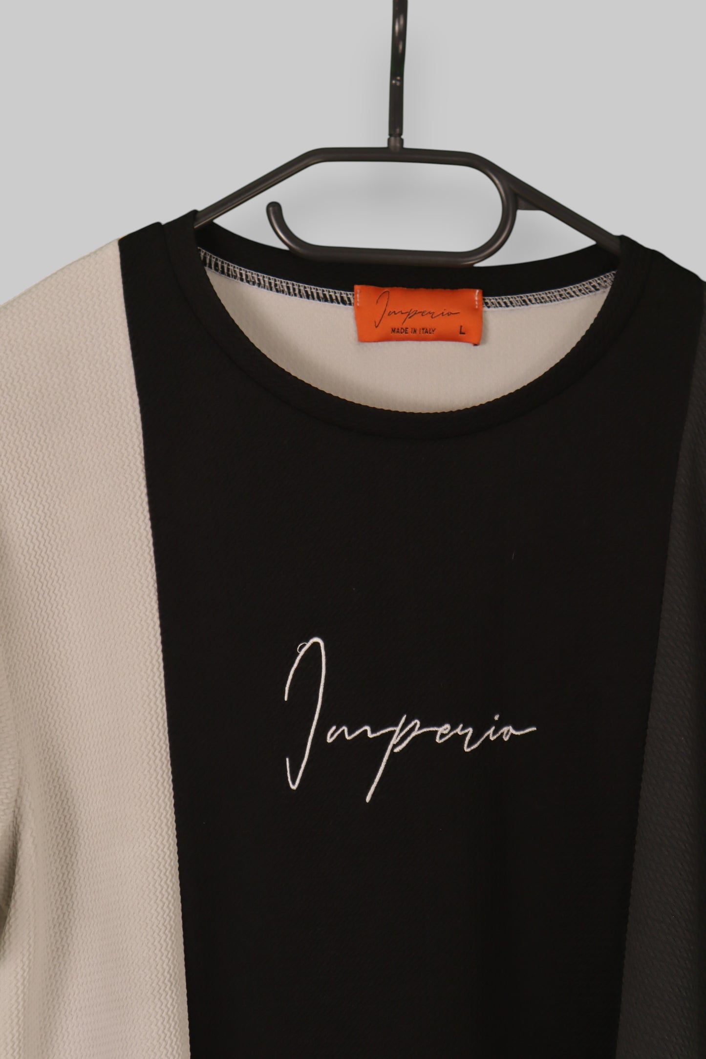 Short-sleeve designer panel T-shirt