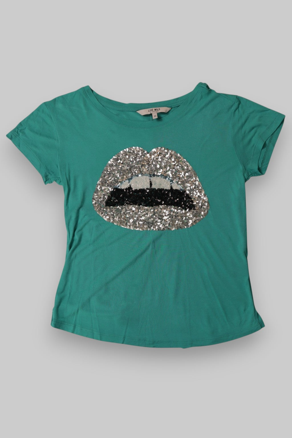 Short-sleeve graphic T-shirt