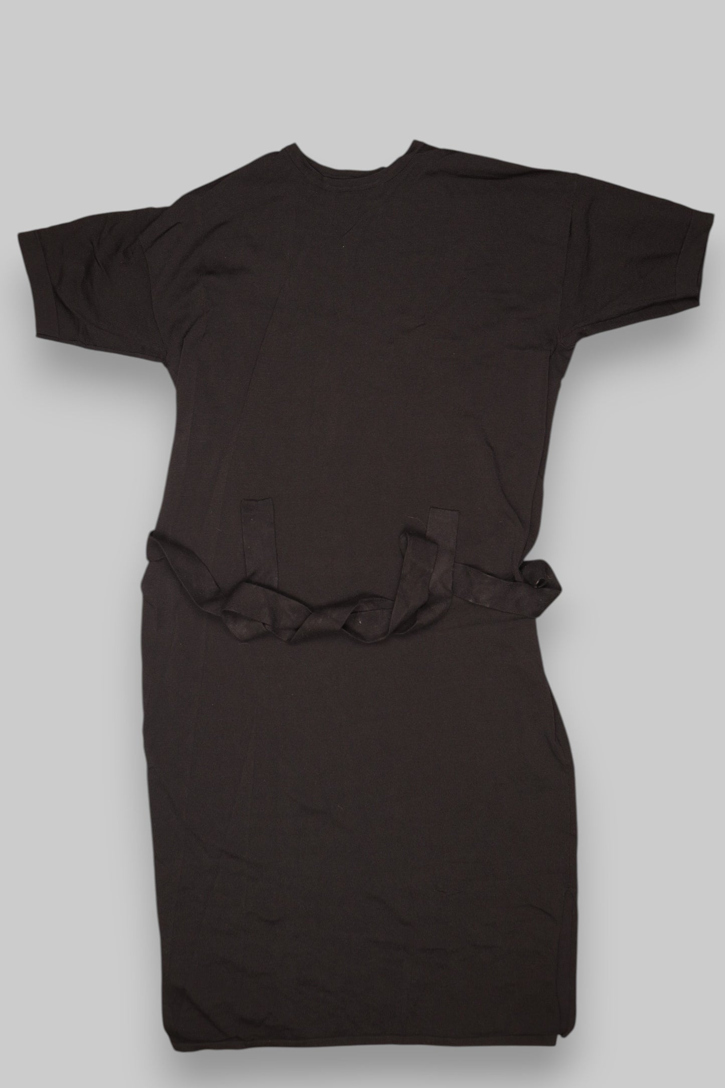 Black T-Shirt Style Belted Dress – Viscose Blend | Minimalist Everyday Look