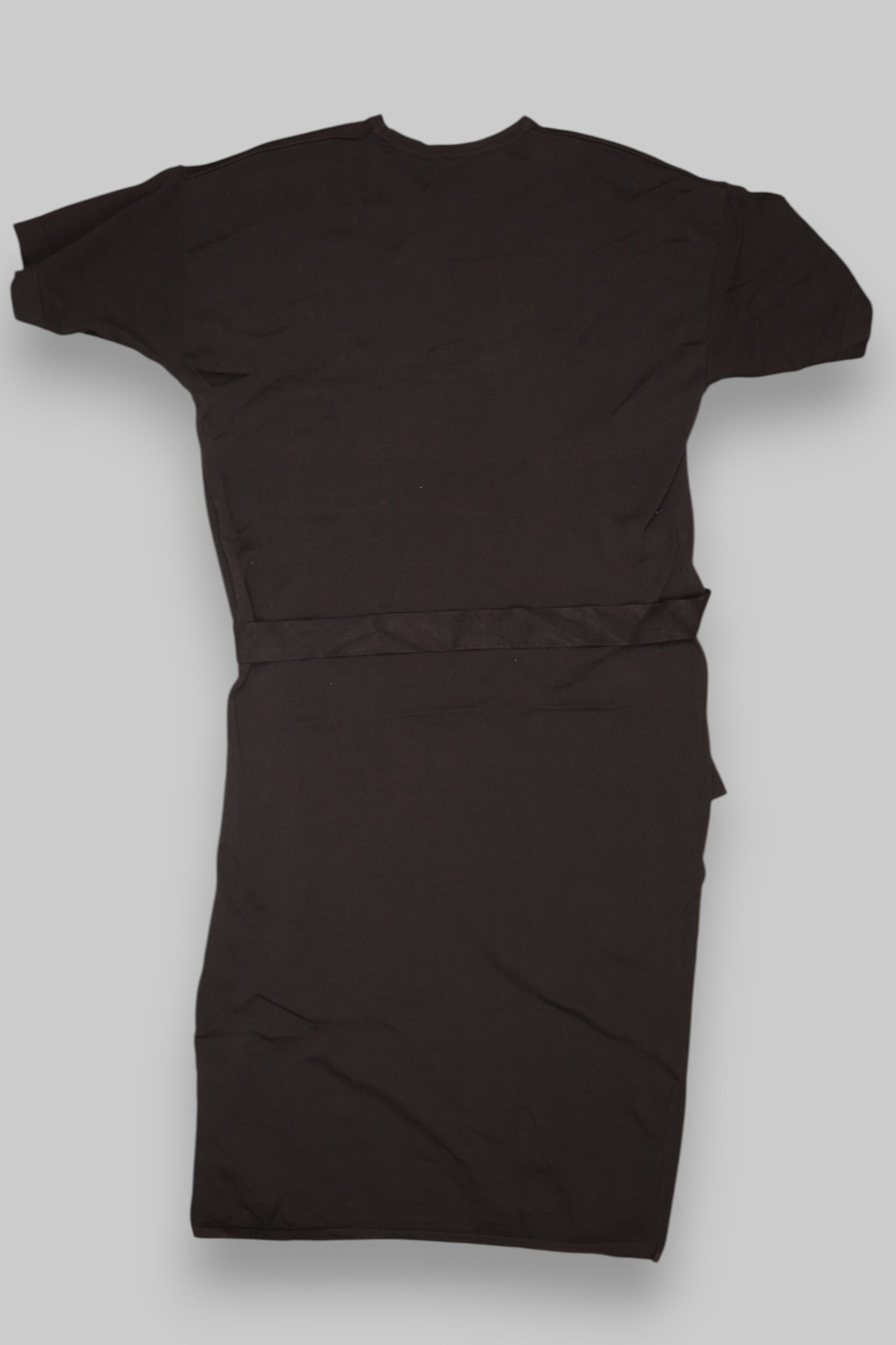 Black T-Shirt Style Belted Dress – Viscose Blend | Minimalist Everyday Look