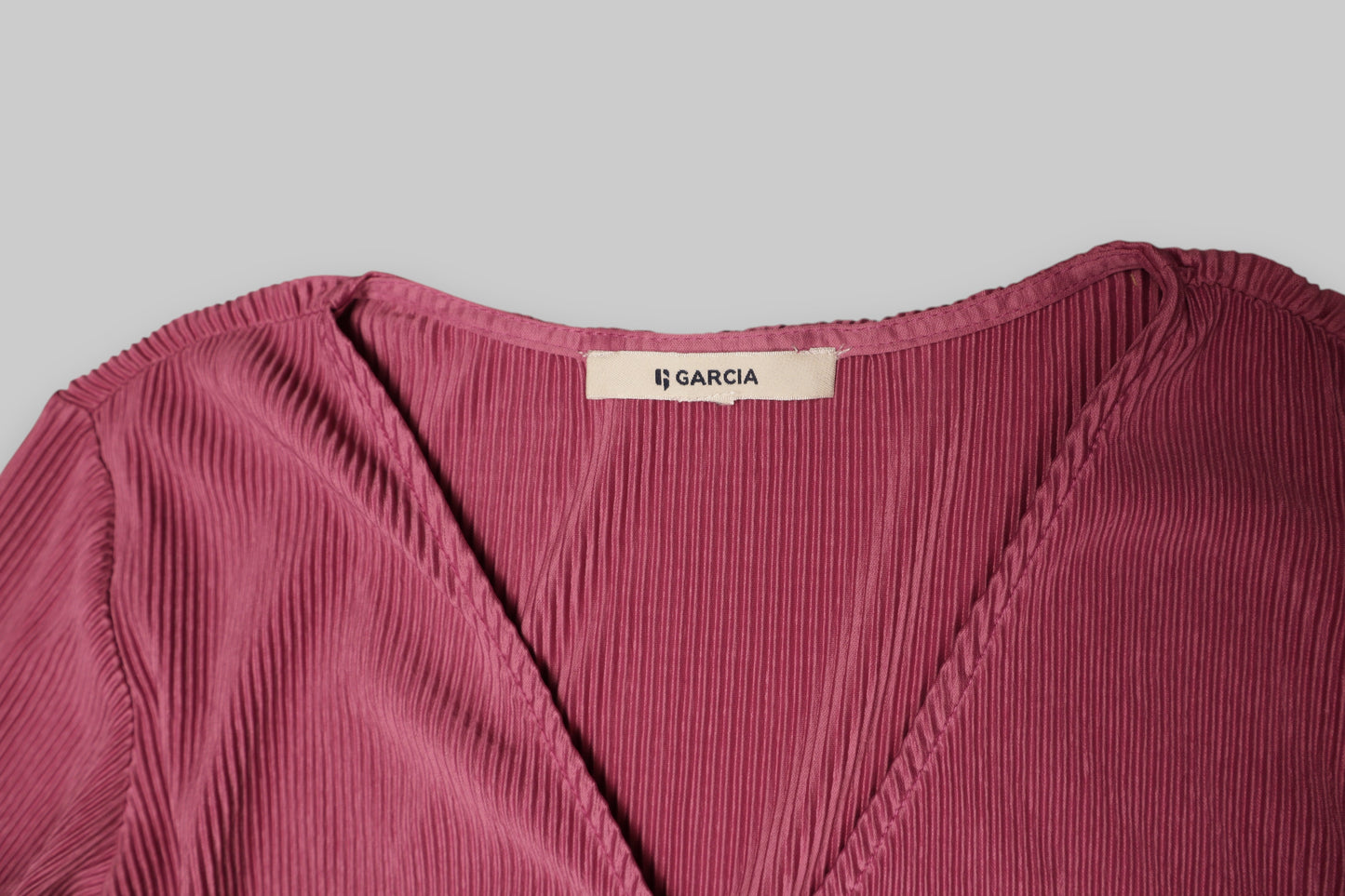 GARCIA Deep Rose Pink Pleated Midi Wrap Dress – Sustainable, Elegant & Feminine