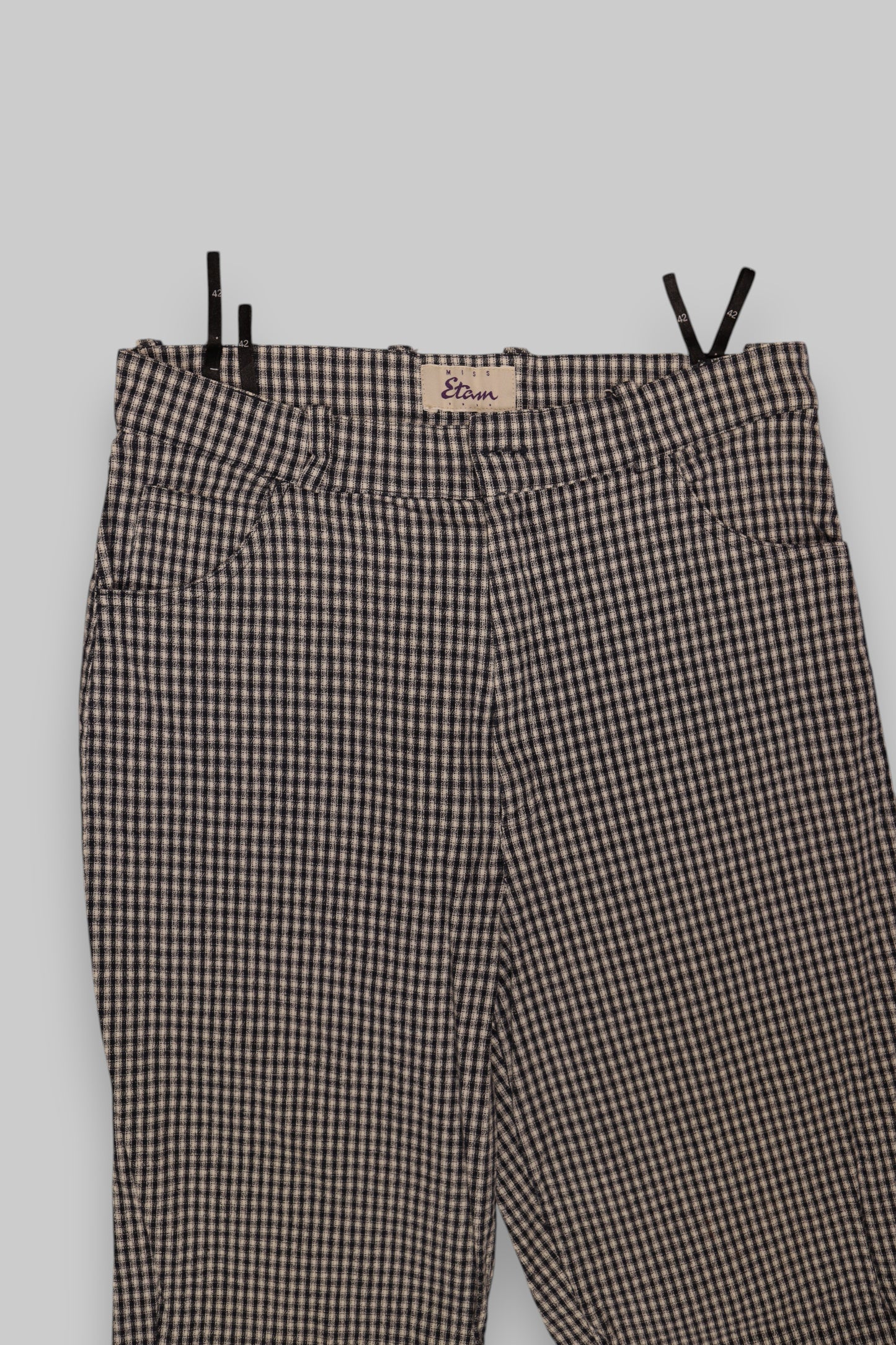Etam Women’s Slim-Fit Gingham Trousers – Black & Cream Micro-Check Print