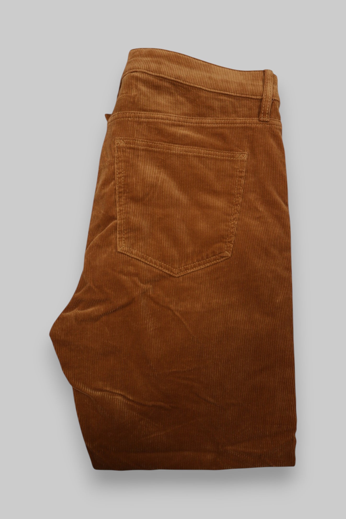 Esprit Corduroy Pants – Warm Chestnut Brown (31/32) Timeless Corduroy with Modern Comfort
