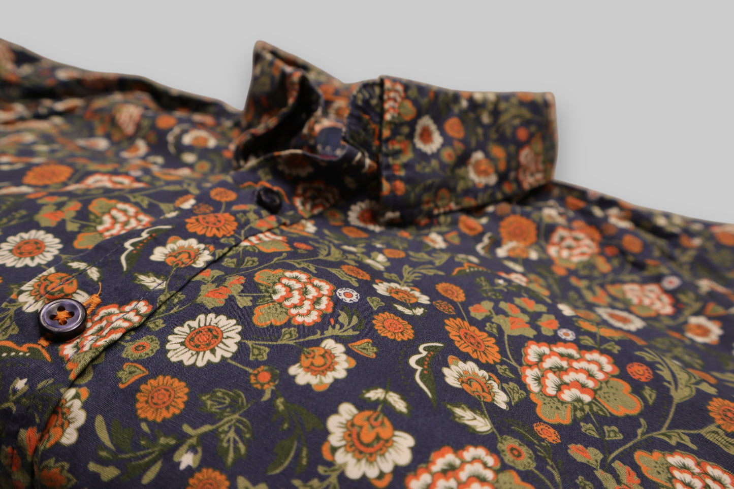 J.T. Ascott Men’s Long-Sleeve Floral Shirt – Navy Blue with Multicolor Print (Modern Fit)
