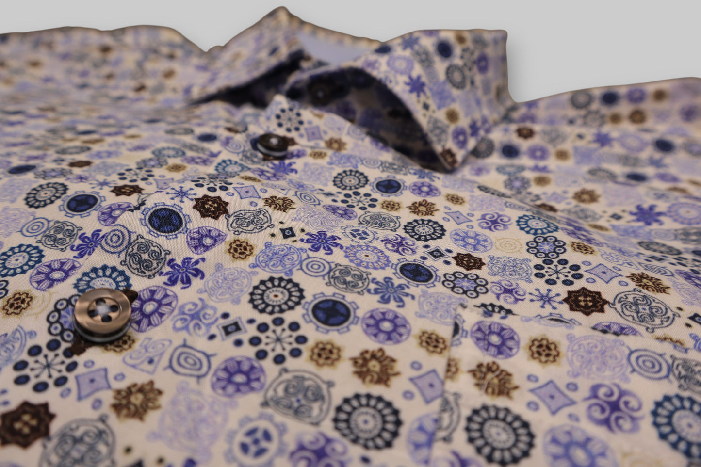 Bartlett Finest Shirt Men’s Long-Sleeve Button-Up – Cream with Blue Mosaic Print