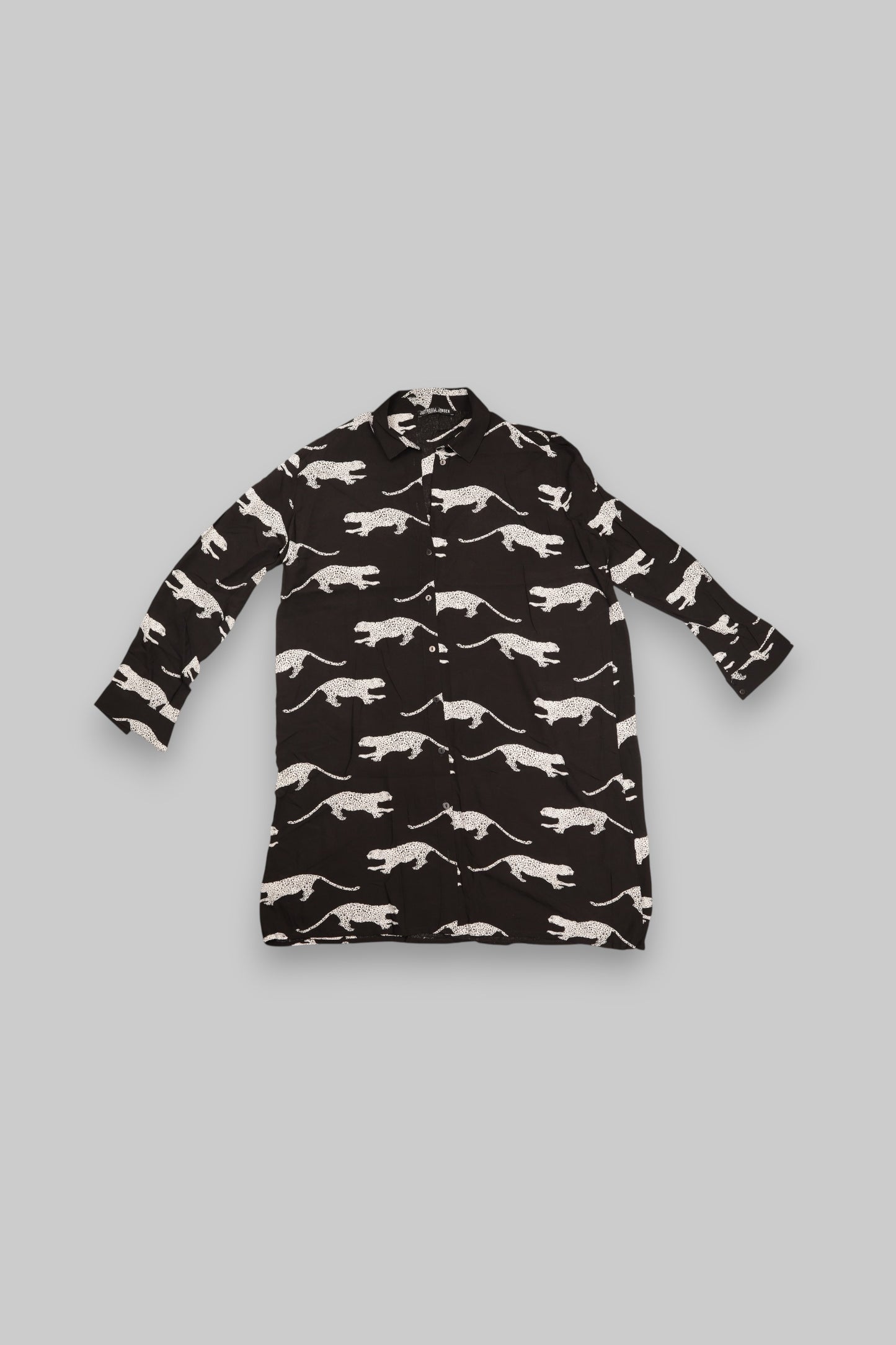 Juffrouw Jansen Long-Sleeved Viscose Shirt – Black & White Leopard Print