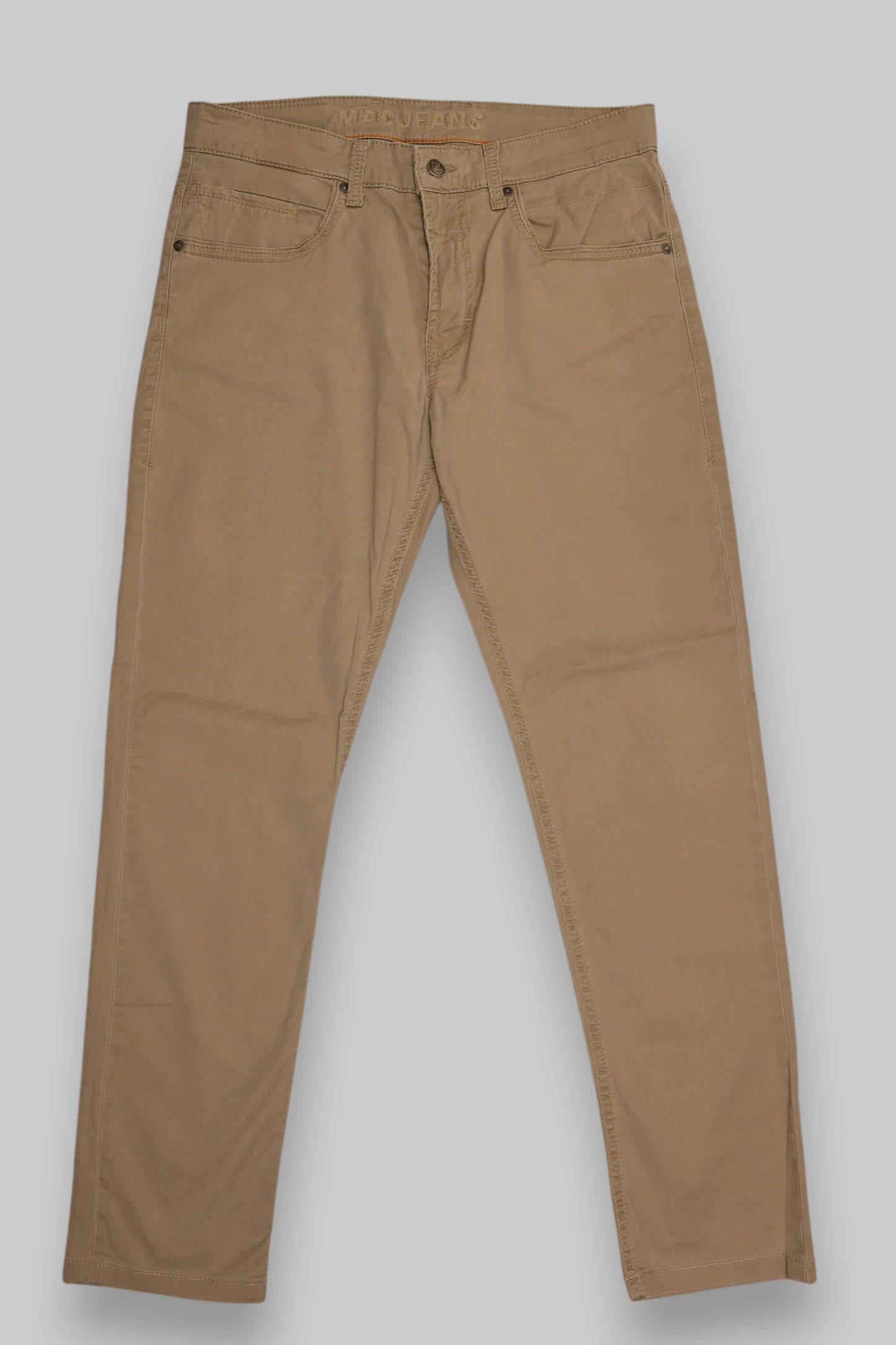 MAC Arne Pipe Slim-Fit Trousers – Beige/Khaki (32/34) Modern Tailoring with a Relaxed Edge