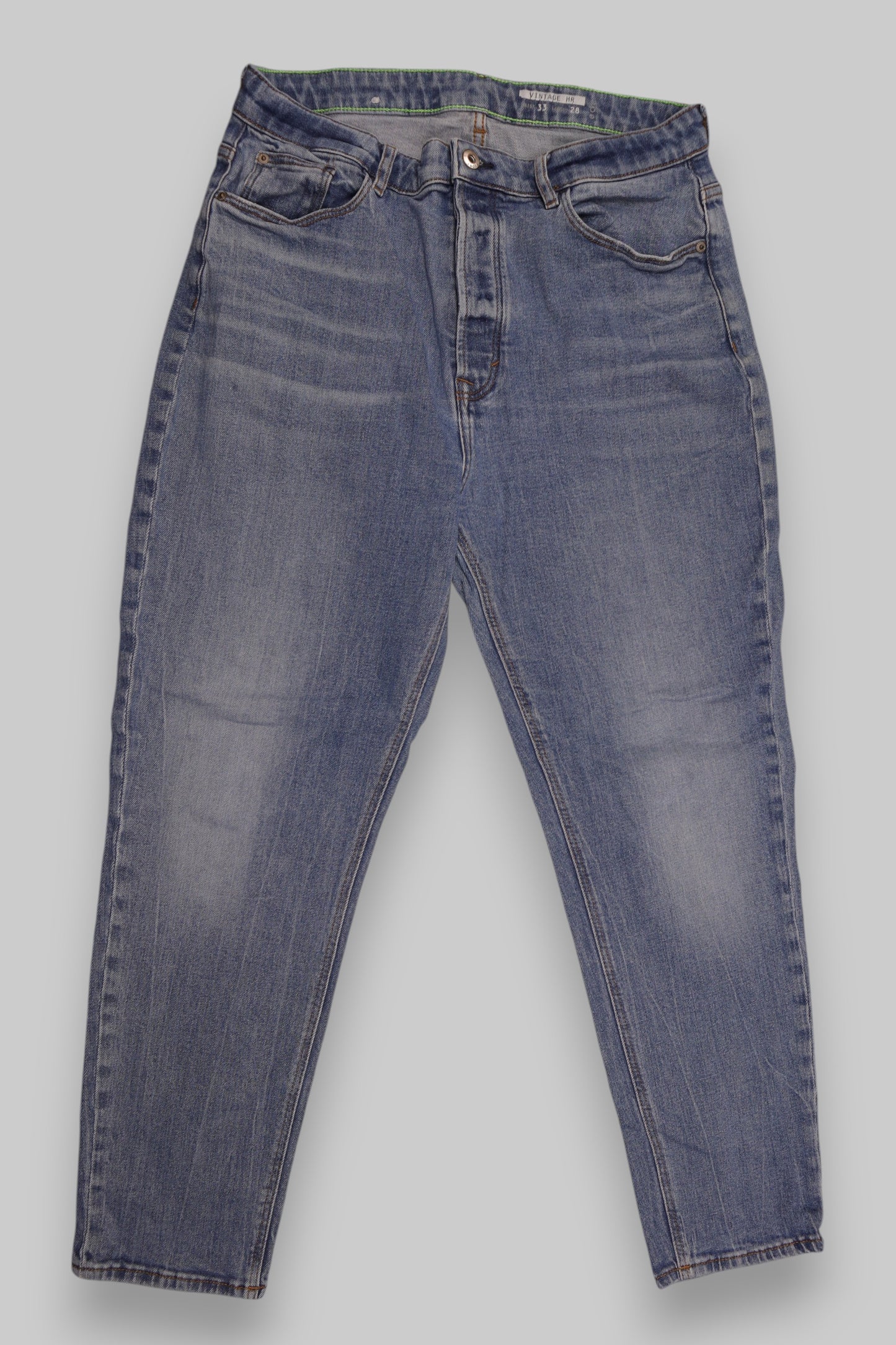 Vintage Washed High-Rise Jeans – Faded Blue (W33 L28) Classic Denim, Effortlessly Timeless