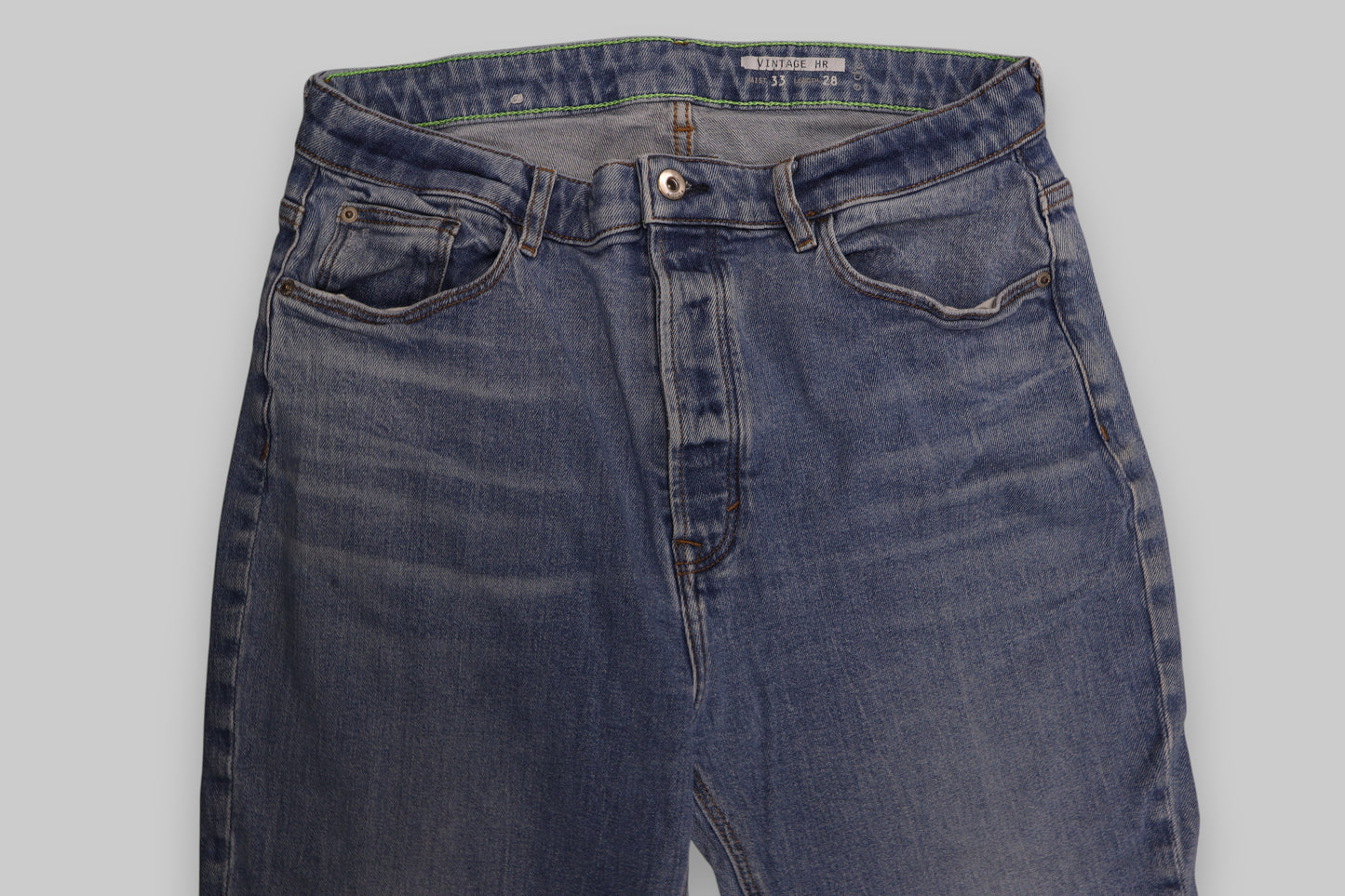 Vintage Washed High-Rise Jeans – Faded Blue (W33 L28) Classic Denim, Effortlessly Timeless