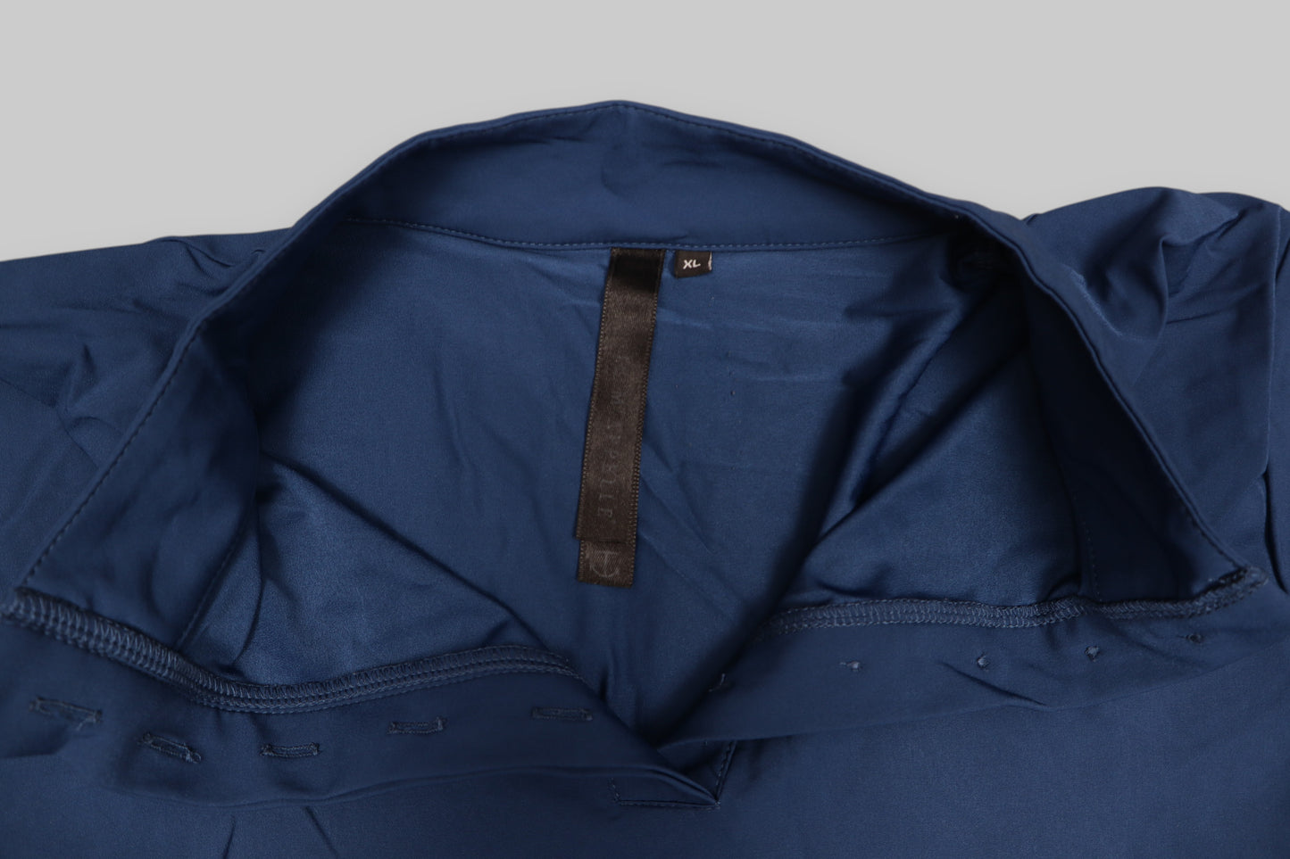 Je M'appelle Women’s Long-Sleeve Performance Pullover – Navy Blue