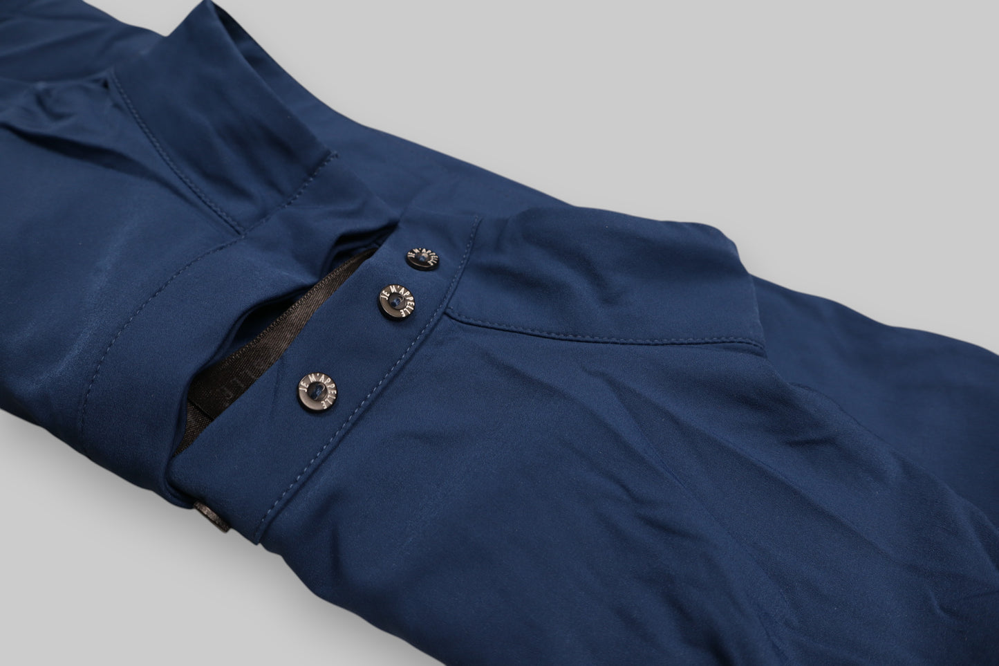 Je M'appelle Women’s Long-Sleeve Performance Pullover – Navy Blue